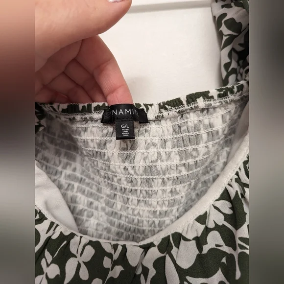 Dynamite Short sleeve ruffle sweetheart top - Picture 2 of 7